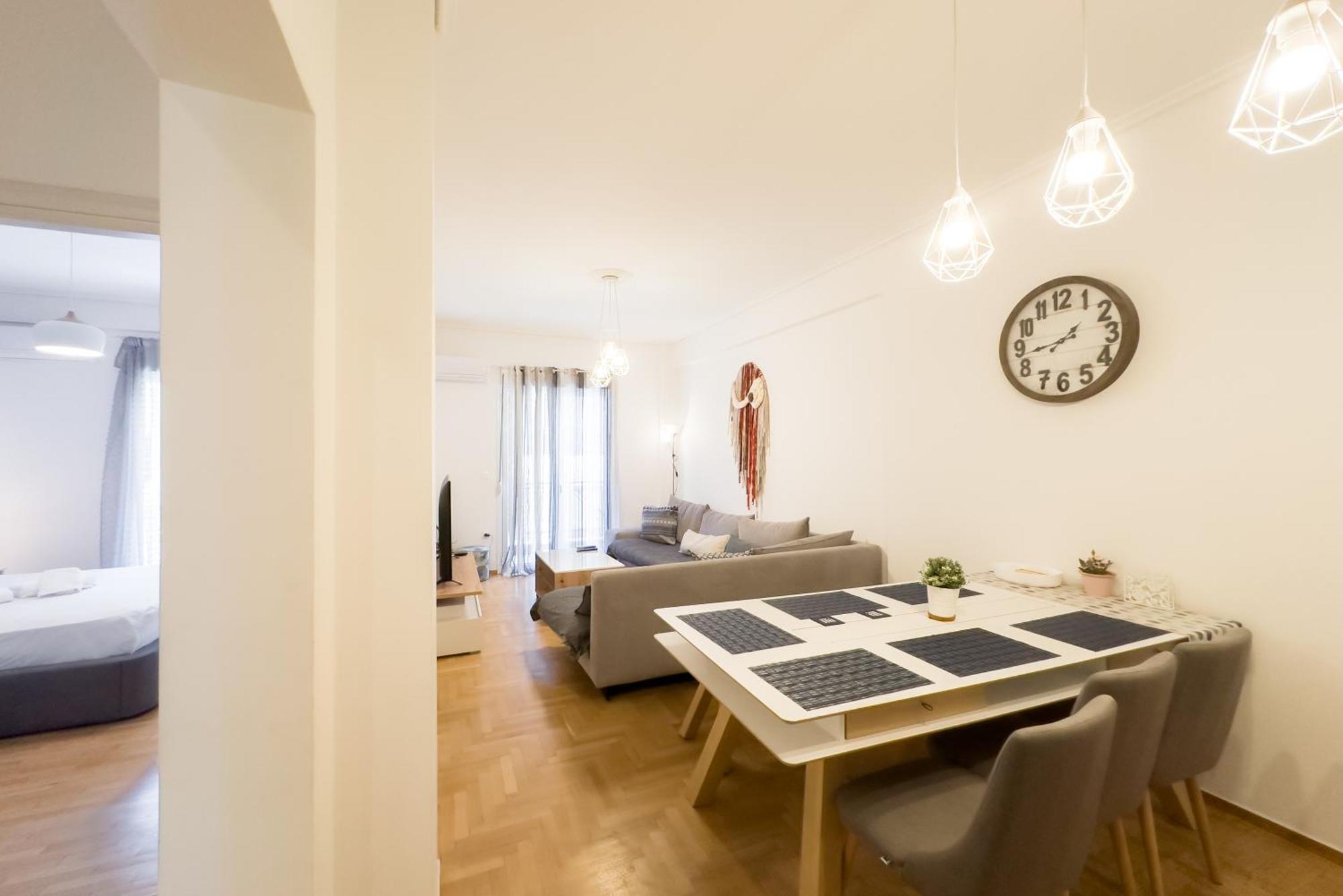Urban Comfort Apt Near Downtown Athens Luaran gambar