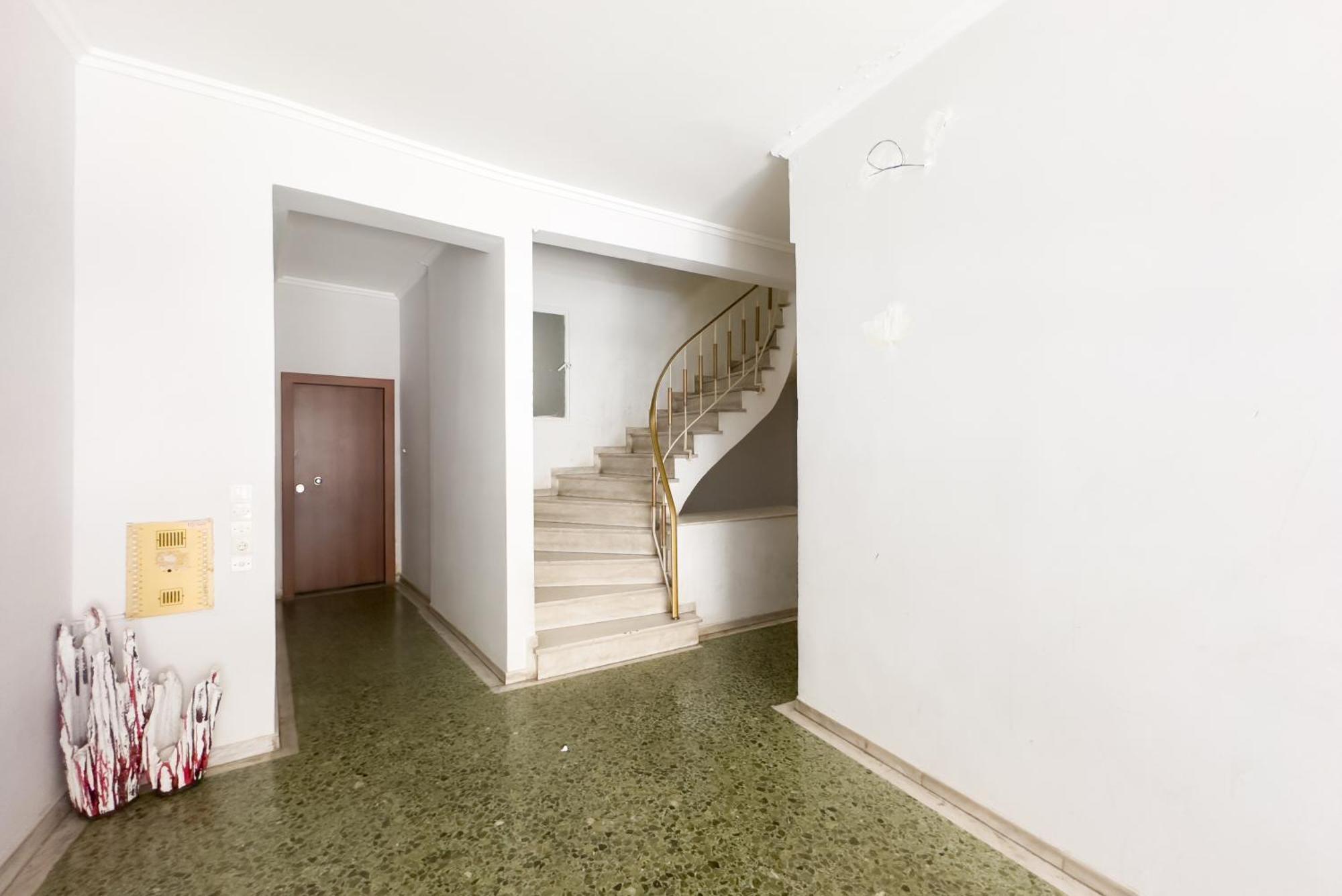 Urban Comfort Apt Near Downtown Athens Luaran gambar