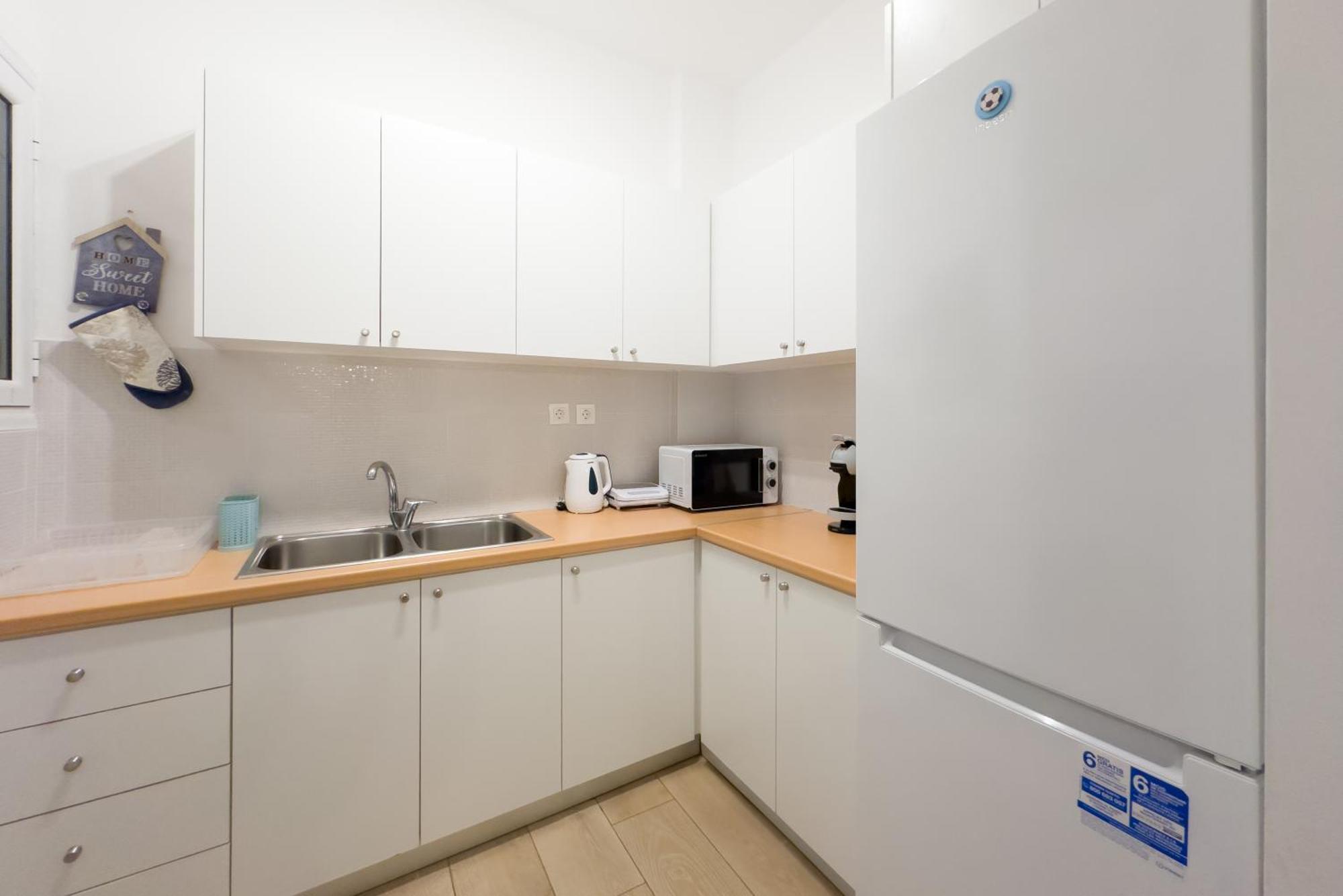Urban Comfort Apt Near Downtown Athens Luaran gambar