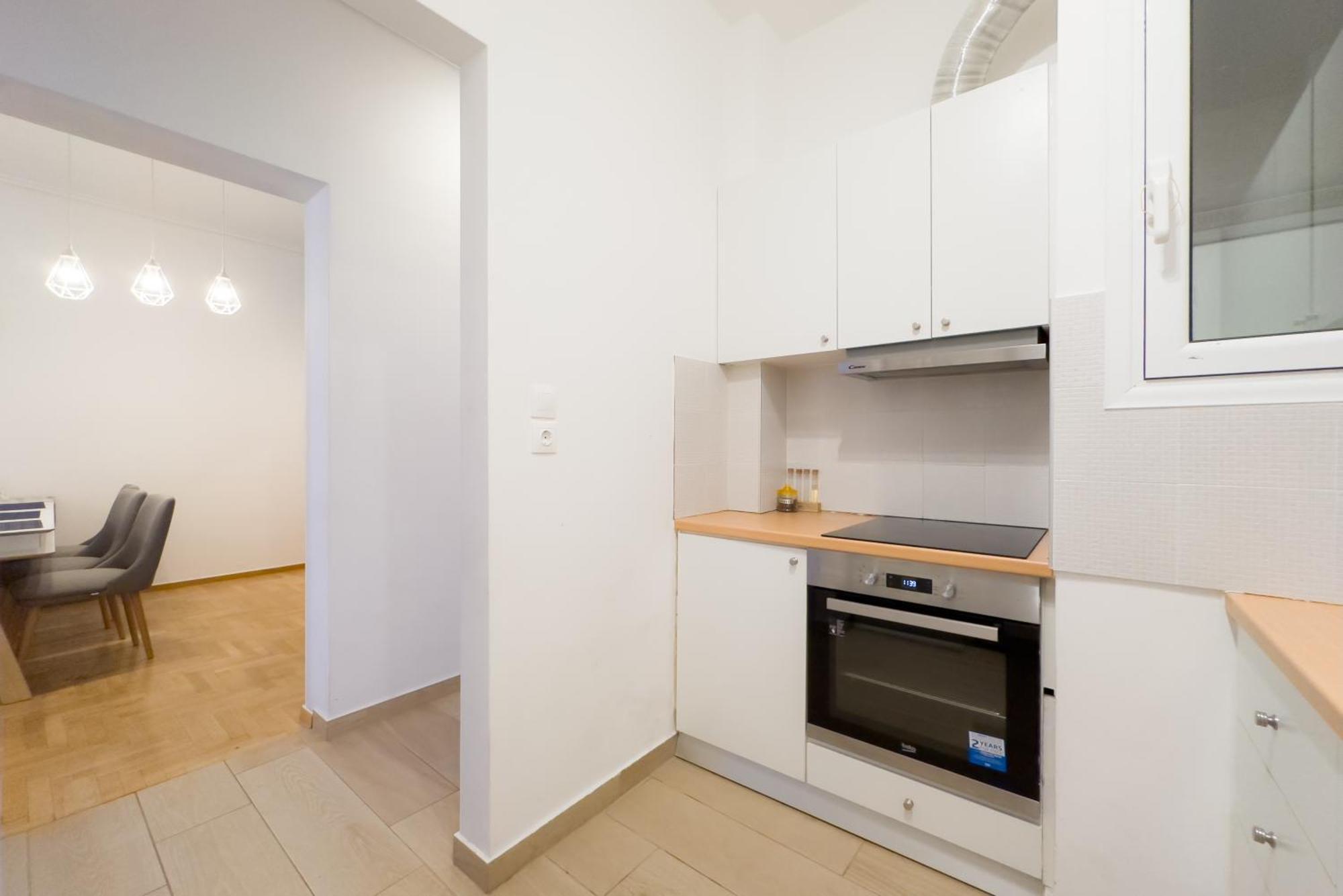 Urban Comfort Apt Near Downtown Athens Luaran gambar
