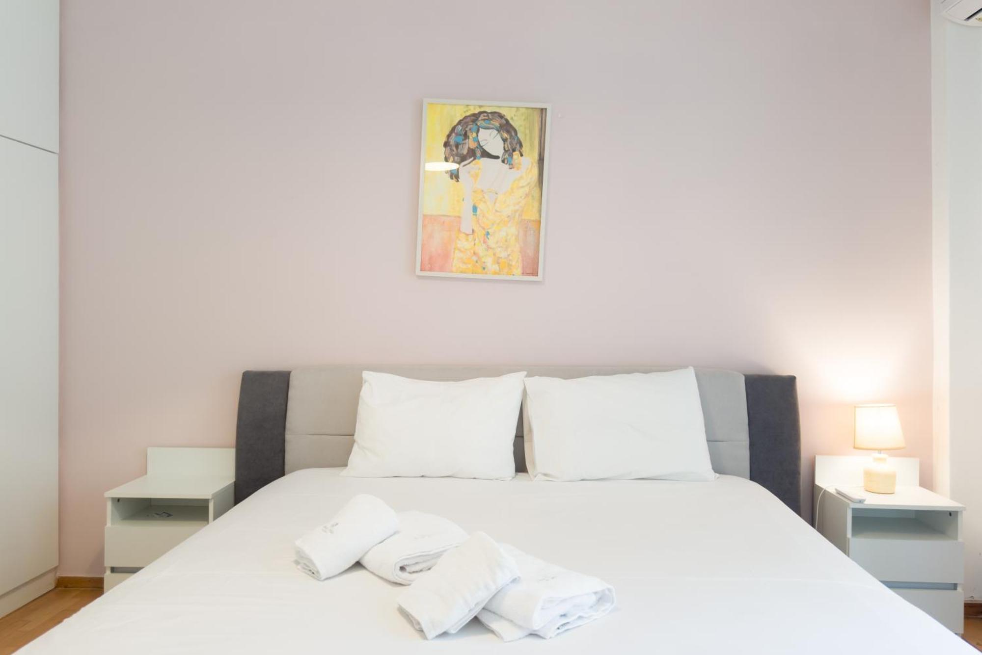Urban Comfort Apt Near Downtown Athens Luaran gambar